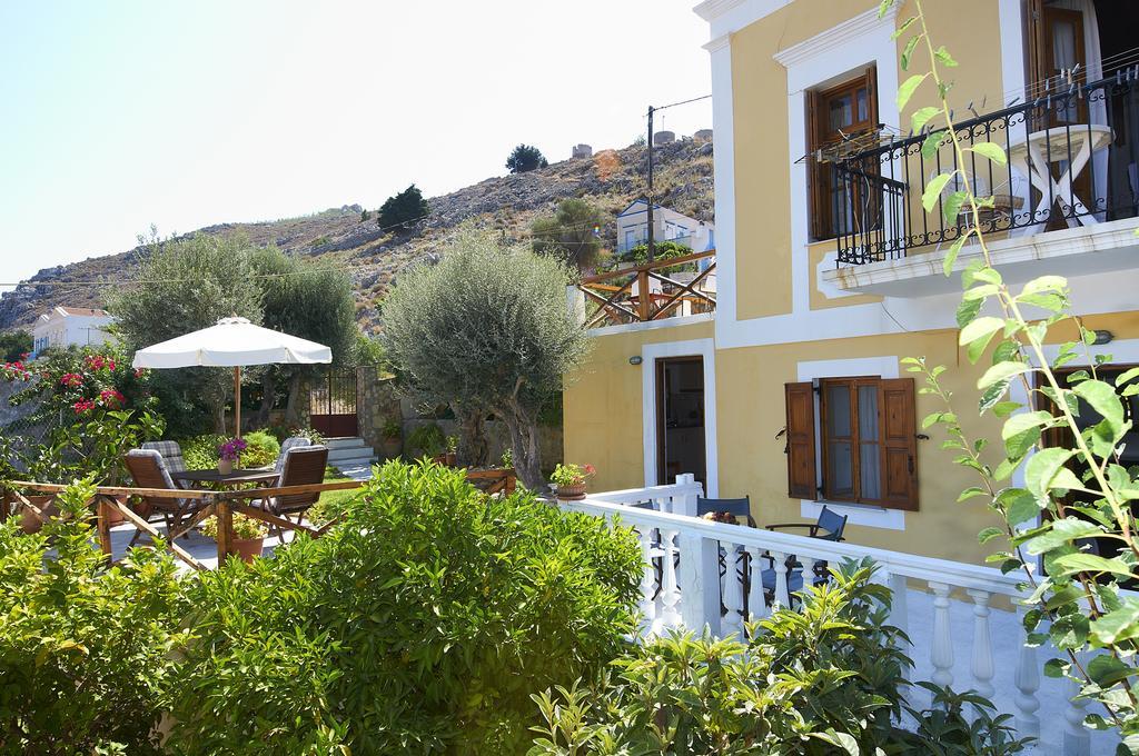 Fotinis Cottage Simi Exterior foto