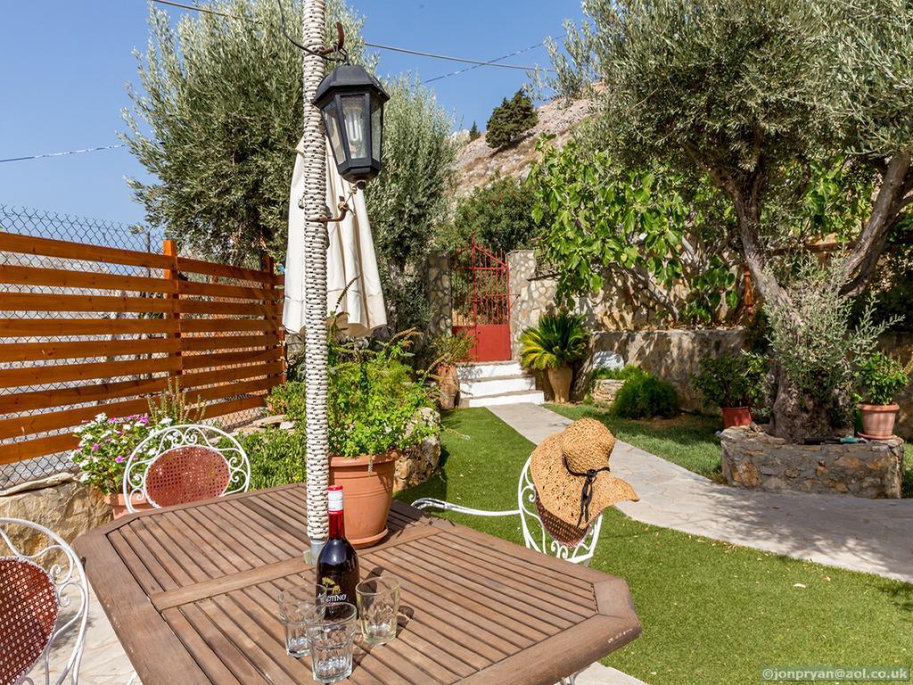 Fotinis Cottage Simi Exterior foto